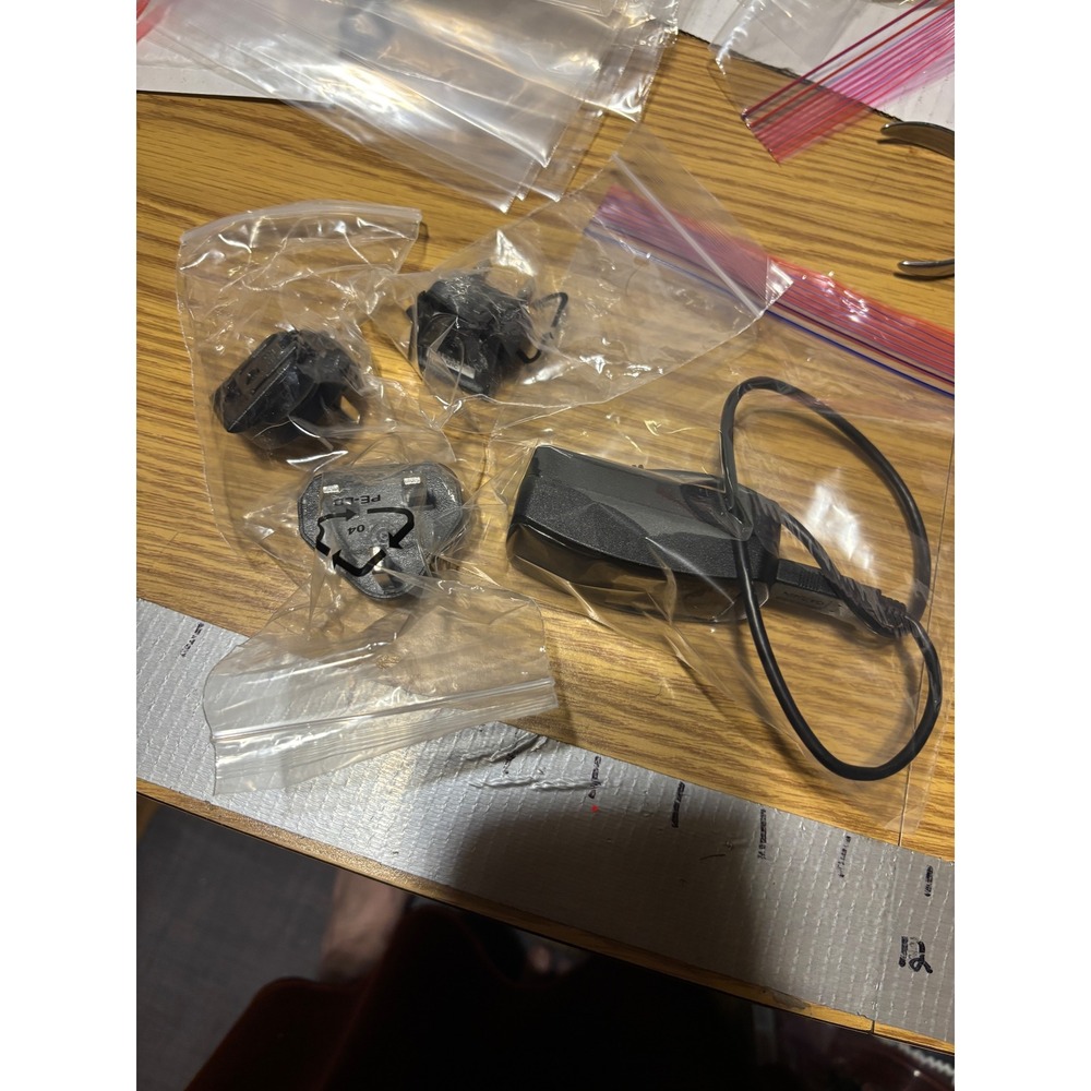 Garmin AC Adapter Charger Power Supply with International Plugs NEW